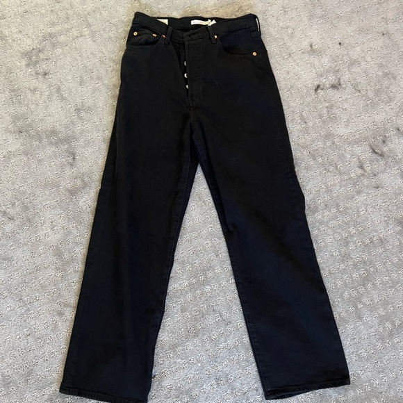 Levi's Denim - Levi's Black Straight Leg Jeans for Women